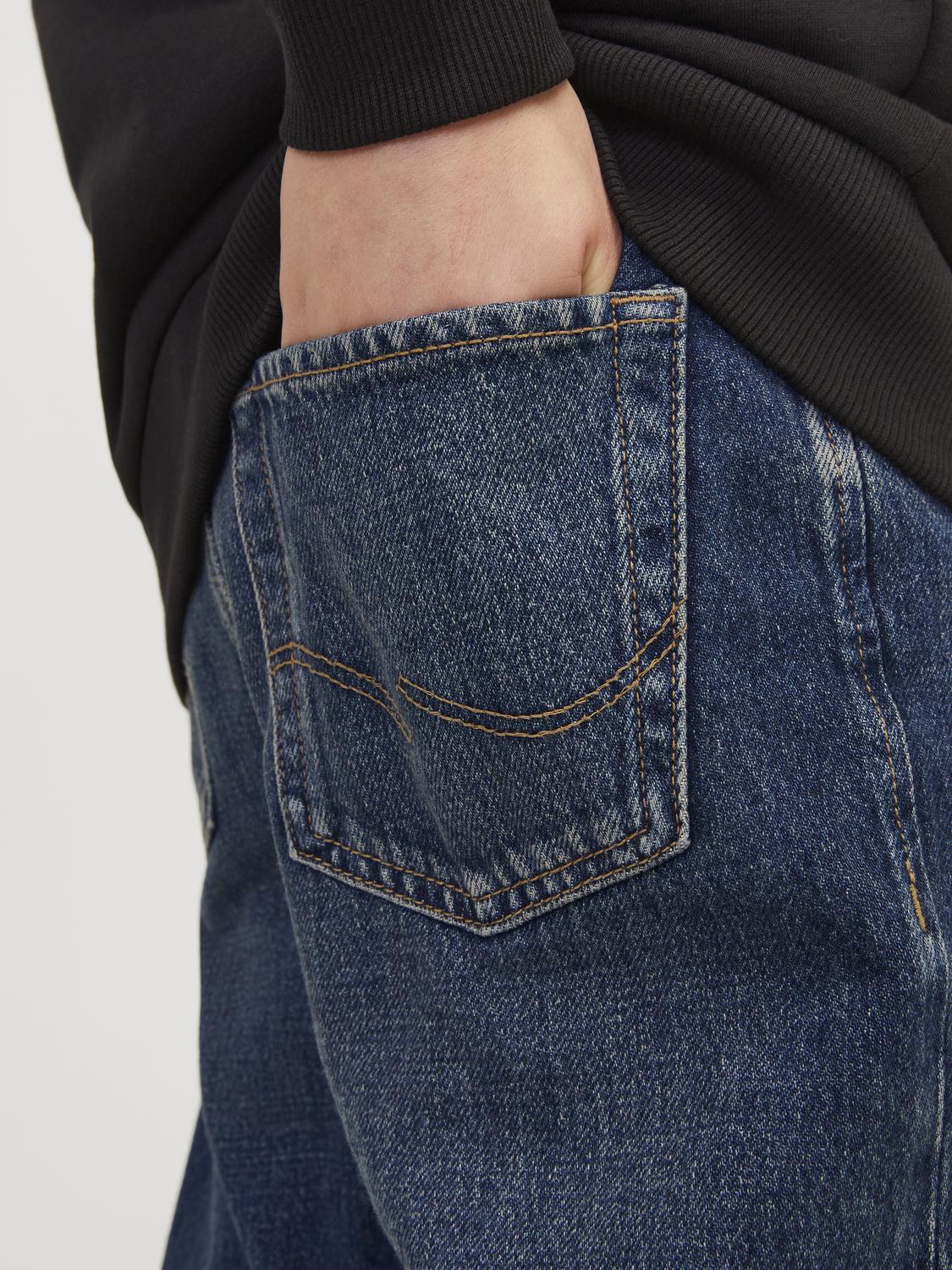 model_shot-detail